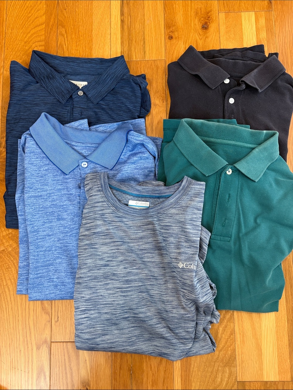 5 Men’s Shirts - Size XL